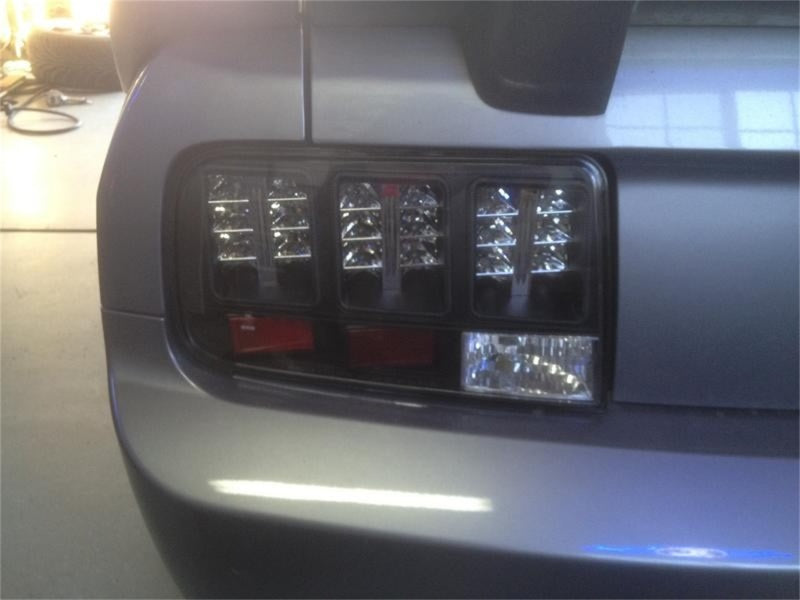Spyder 5003546 fits Ford 05-09 Mustang LED Tail Lights Black ALT-YD-FM05-LED-BK