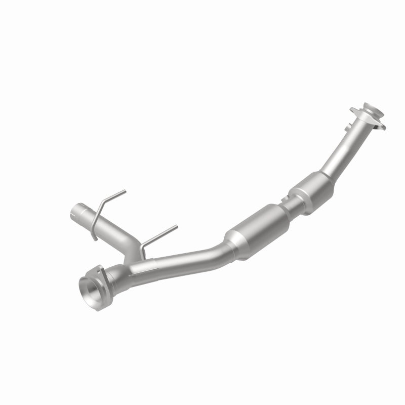 Magnaflow 4583078 03-04 fits Ford Expedition 5.4L Direct Fit Converter