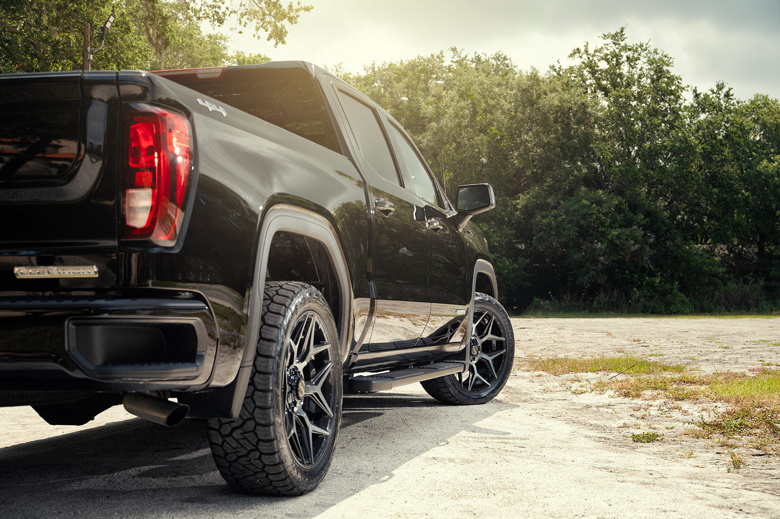 4PLAY 4P06-20100-6D55-18BBT Gen3 20x10 6x135mm & 6x5.5" -18et in Brushed Black