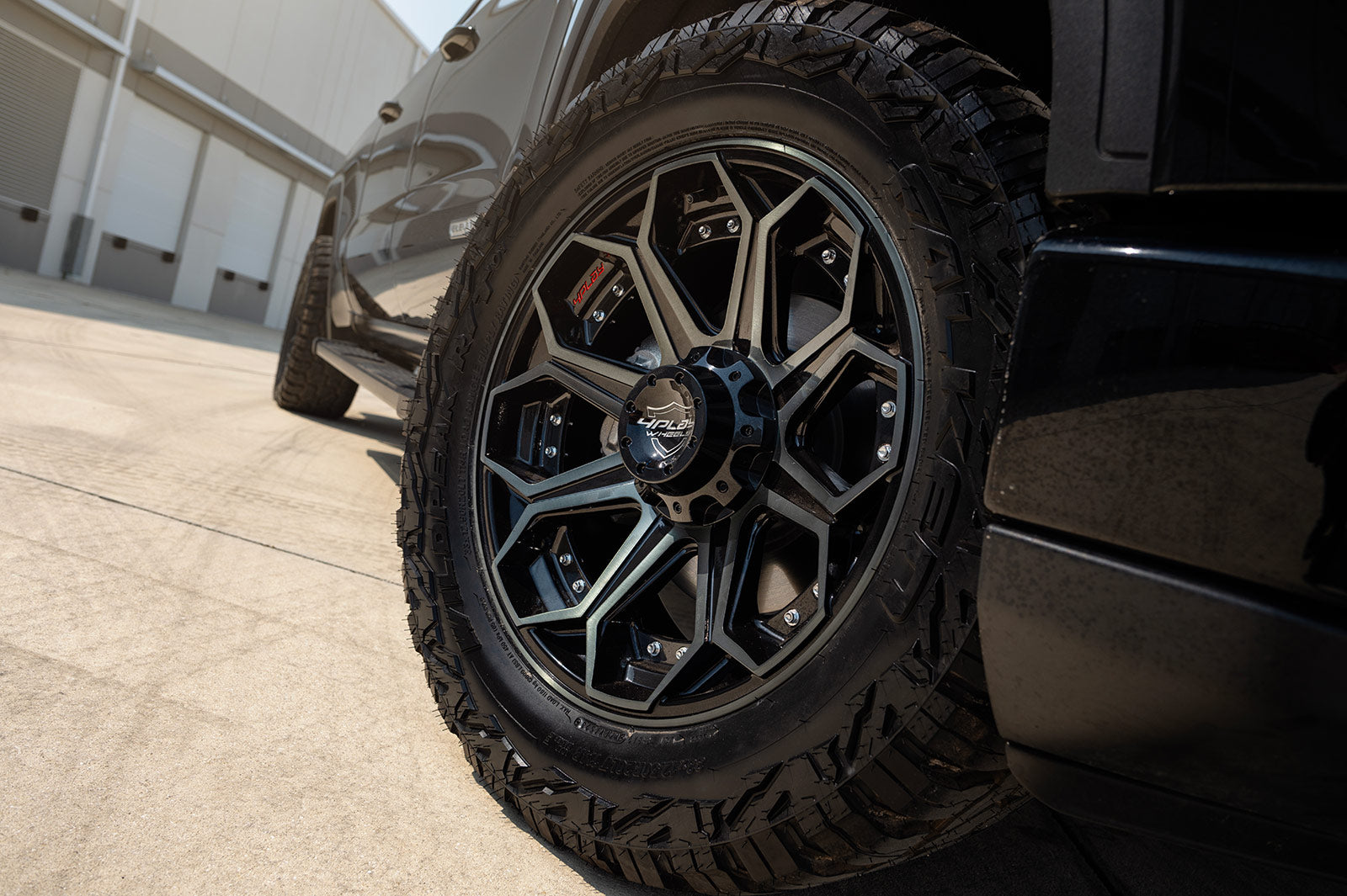 4PLAY 4P80R-20090-8650-0BBT Gen2 20x9 8x6.5" +0et in Brushed Black