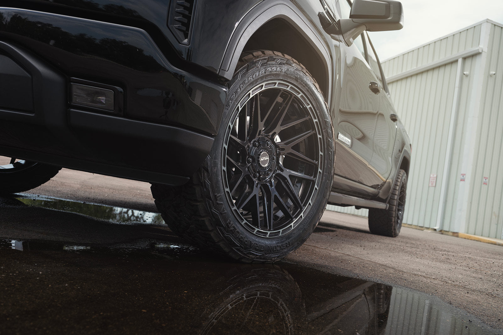 4PLAY 4PS28-24100-6D55-24BBT Sport2.0 24x10 6x135mm & 6x5.5" +24et in Black
