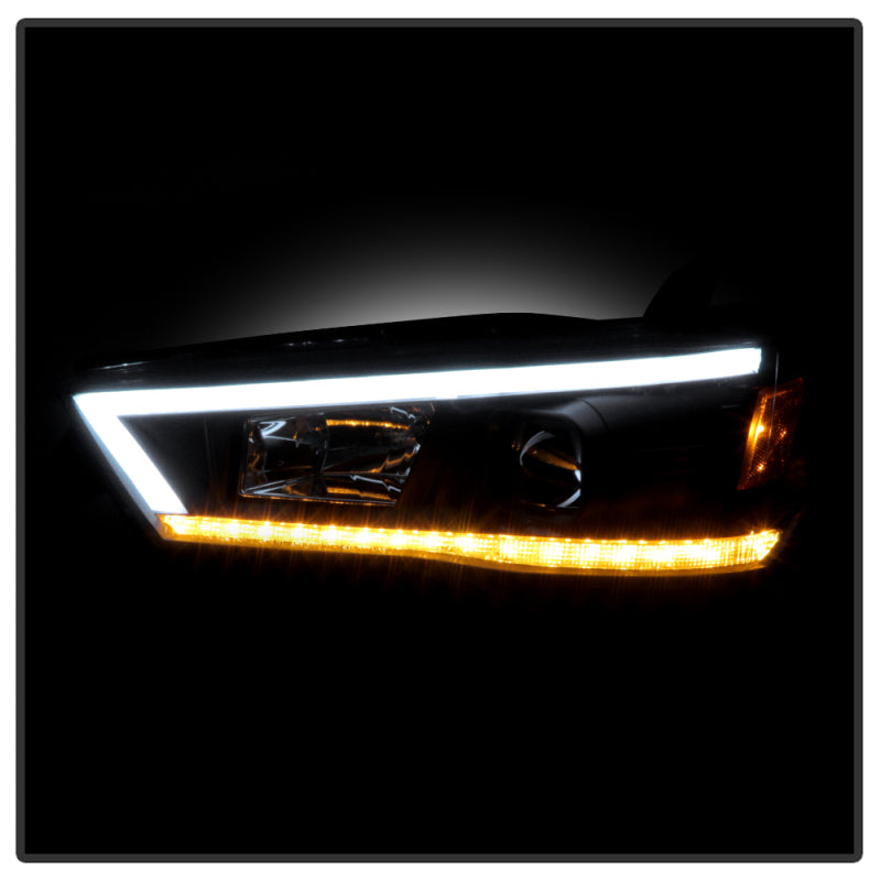 Spyder 5088154 14-20 fits Toyota 4Runner Projector Headlights w/Seq. LED Turn S