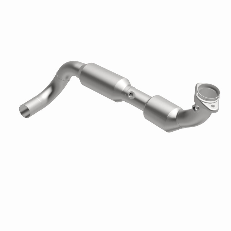 Magnaflow 4583087 03-04 fits Ford Expedition 5.4L Direct Fit Converter