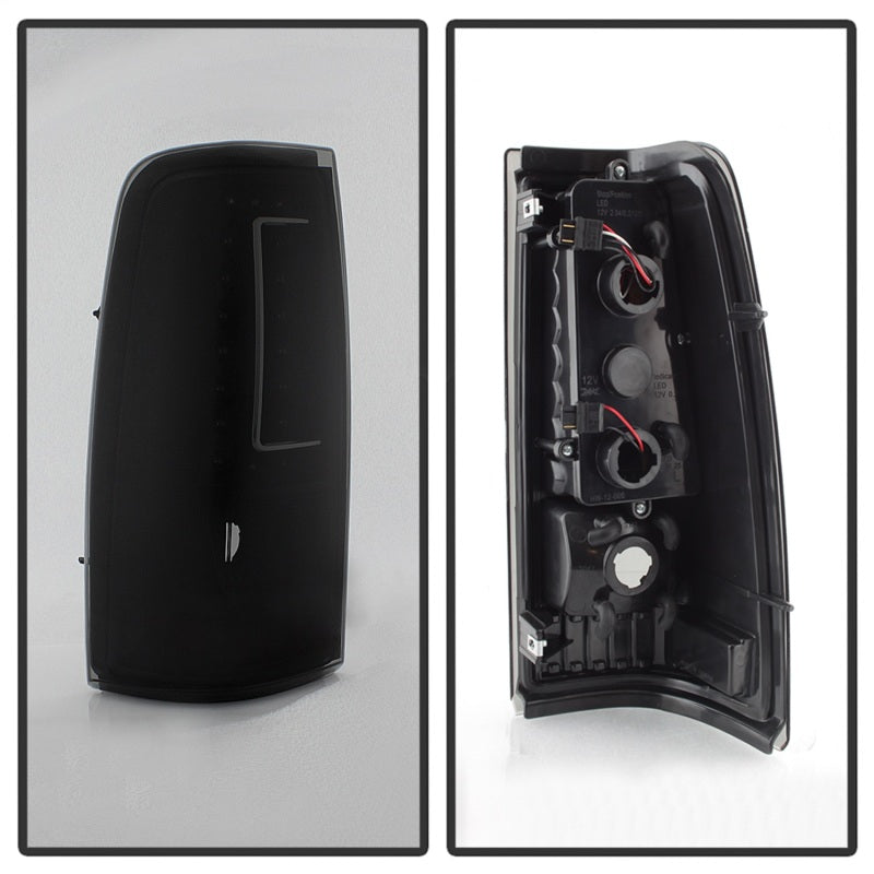 xTune 9038471 99-02 fits Chevy Silverado 1500/2500/3500 V2 LED Tail Lights - Bl