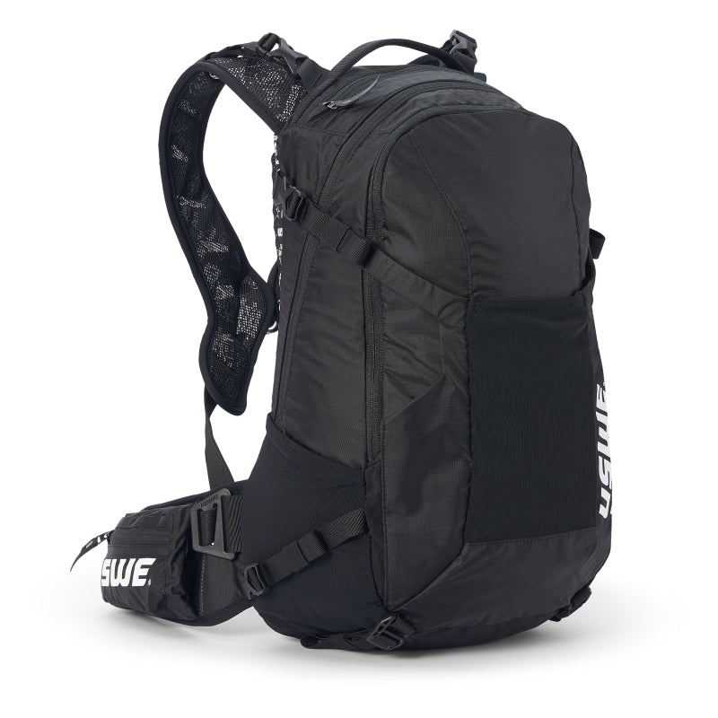 USWE 2162701 Shred MTB Daypack 16L - Carbon Black