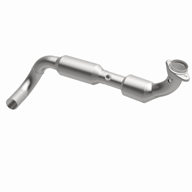 Magnaflow 4583087 03-04 fits Ford Expedition 5.4L Direct Fit Converter