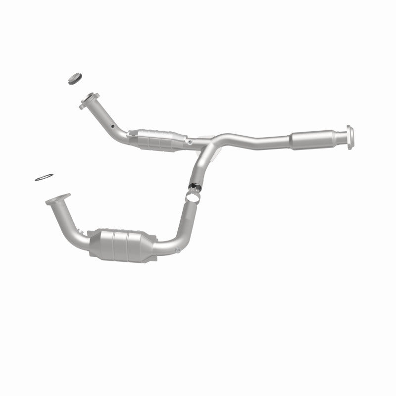 MagnaFlow 49886 Conv DF fits GMC 05-06 Envoy XL Denali