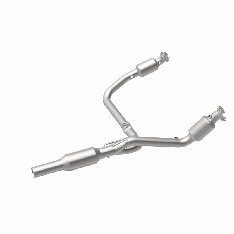 Magnaflow 4583497 01-02 fits Dodge Ram 2500 5.9L Direct Fit Converter