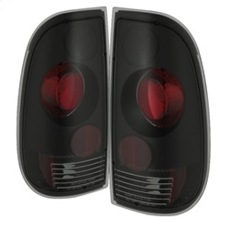 Spyder 5078162 fits Ford 97-03 F150 Styleside /F250/350/450/550 Euro Style Tail