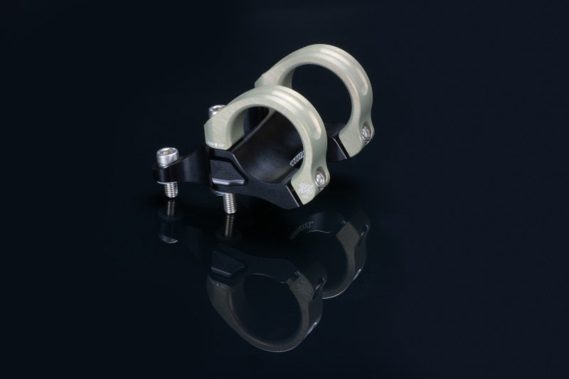 Renthal STM114-BKAG fits Integra 35 Handlebar Clamp 45 mm./ +10 Rise