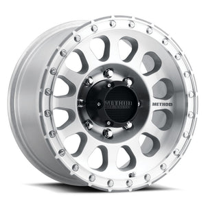 Method MR31589087318 MR315 18x9 +18mm Offset 8x170 130.81mm CB Machined/