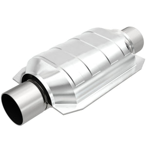 Magnaflow 99135HM Conv Univ 2.25inch w/ single O2