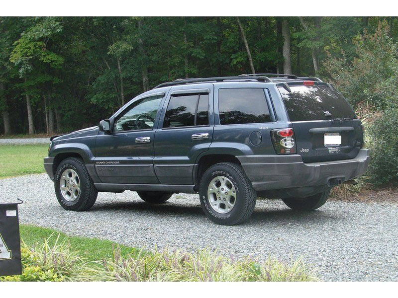 Spyder 5005502 fits Jeep 05-06 Grand Cherokee Euro Style Tail Lights Black ALT-