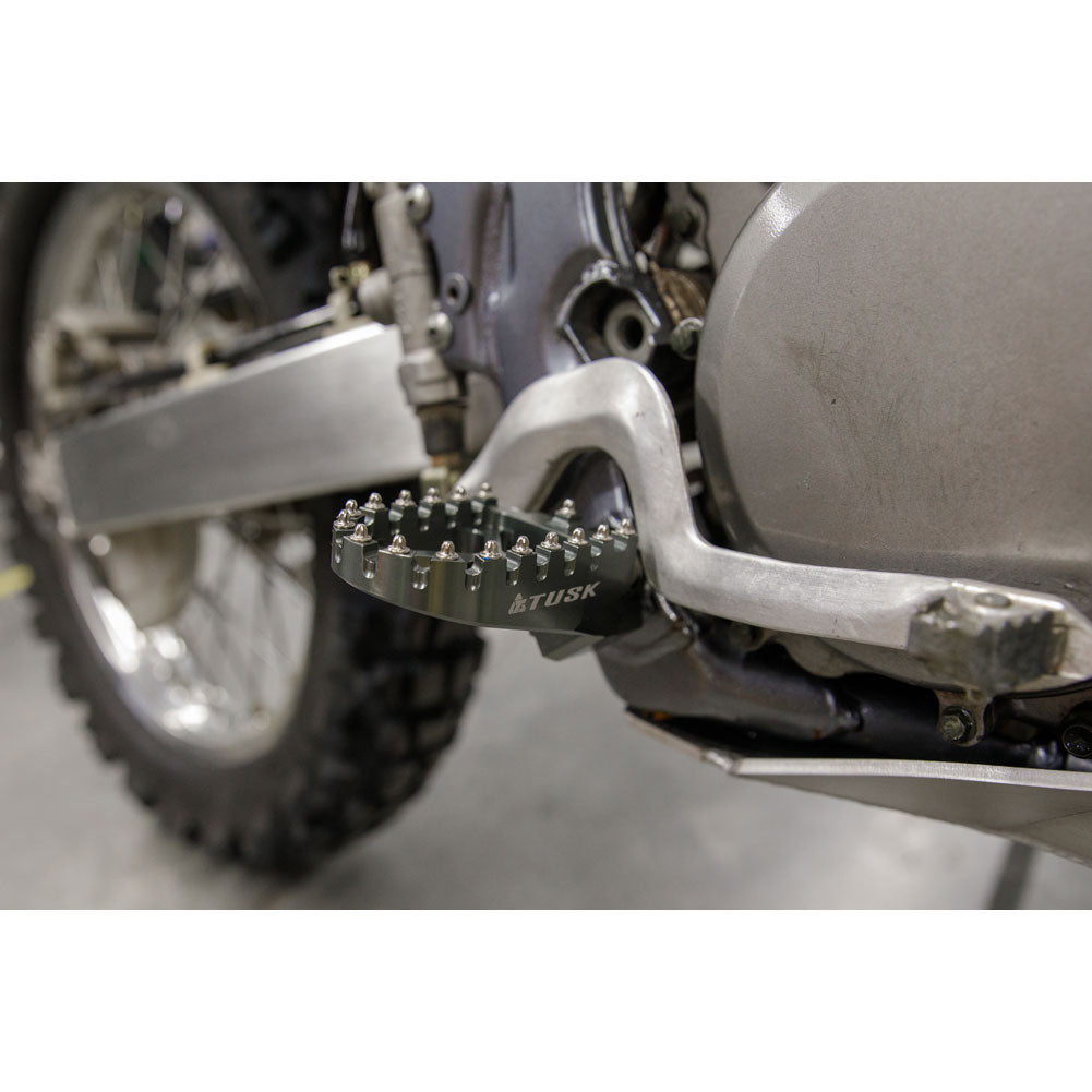 Tusk 1576700013 Billet Race Foot Pegs