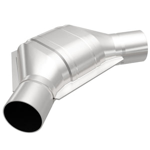 Magnaflow 91086 Conv Univ 2.5 Angled In/Out