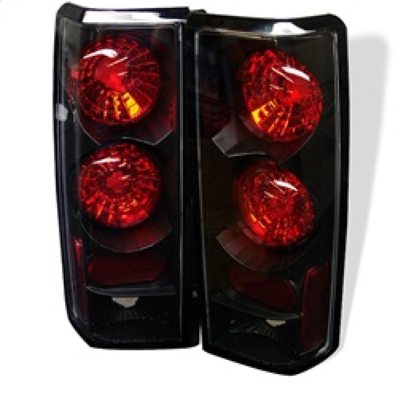 Spyder 5000996 fits Chevy 85-05 Astro/Safari Euro Style Tail Lights Black ALT-YD-CAS85-BK