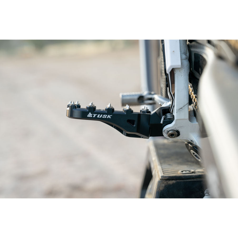 Tusk 2160780011 Strike Billet Moto Foot Pegs  Black