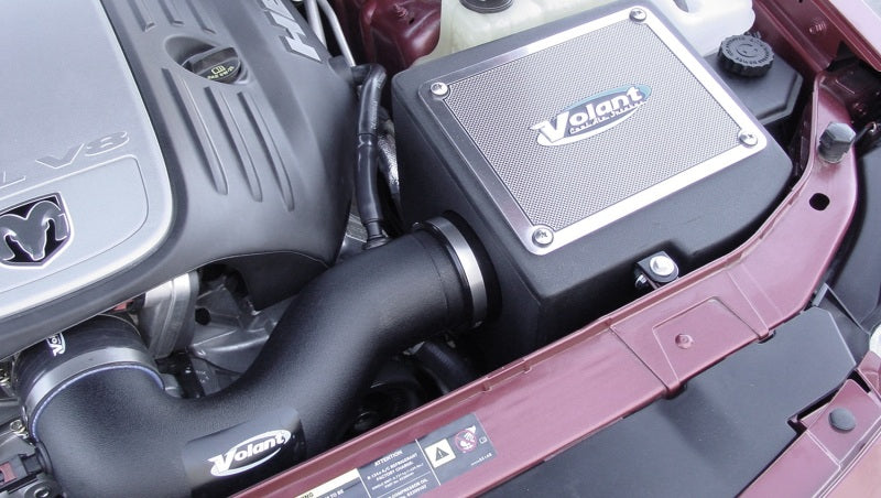 Volant 16857151 fits Dodge 04-08 Magnum R/T 5.7 V8 Pro5 Closed Box Air Intake System