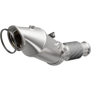 Magnaflow 280543 18-22 fits BMW 530e OEM Grade Federal / EPA Compliant Direct-Fit Catalytic Converter