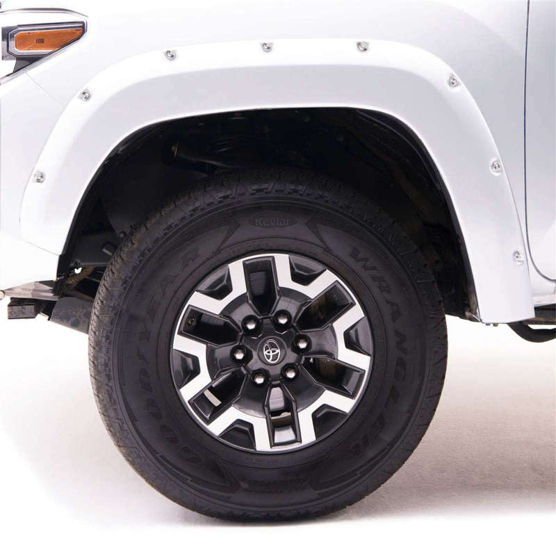 EGR 791574-GAZ 14+ Chev fits Silverado 6-8ft Bed Bolt-On Look Color Match Fender Flares - Set - Summit White