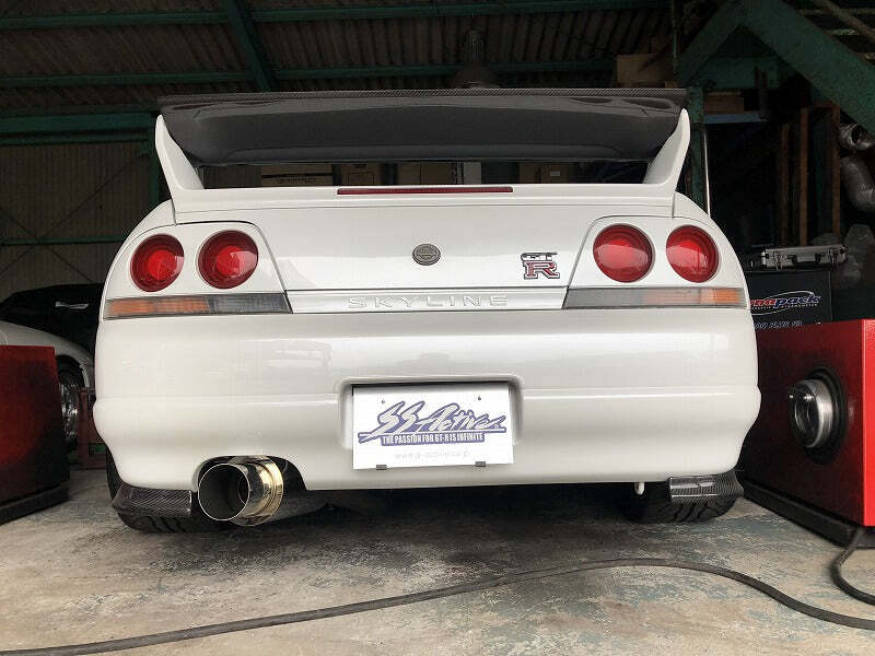 GReddy 44889102 Garage 89-94 fits Nissan Skyline GT-R SS Exhaust R32