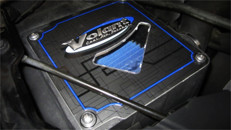 Volant 15560 GMC Sierra/fits Chevy 14-15 Silverado 2500/3500HD 6.0L V8 Pro5 Closed Box Air Intake System