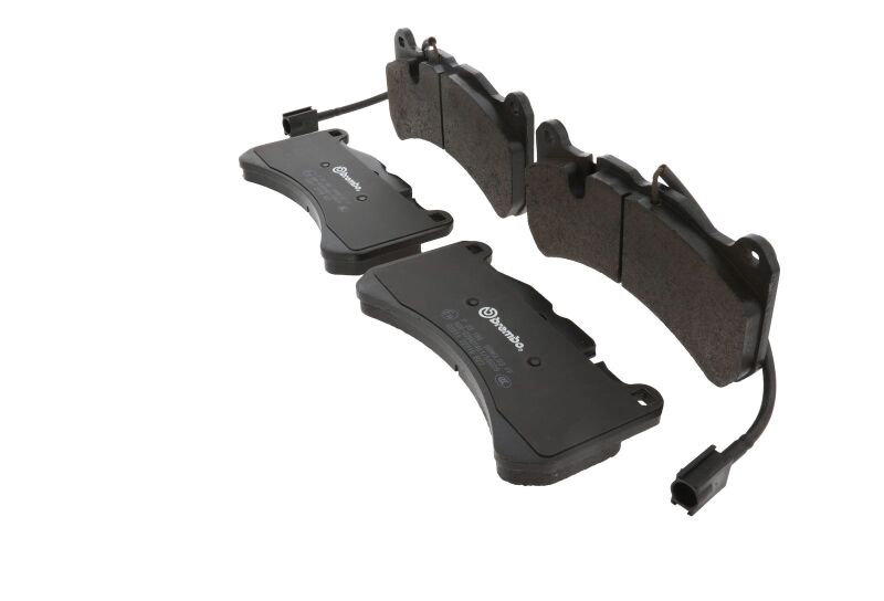Brembo OE P23186 18 19 fits Alfa Romeo Giulia/ Alfa Romeo Stelvio Front Low-Met