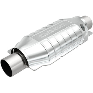 Magnaflow 99035HM Conv Univ 2.25inch w/ single O2