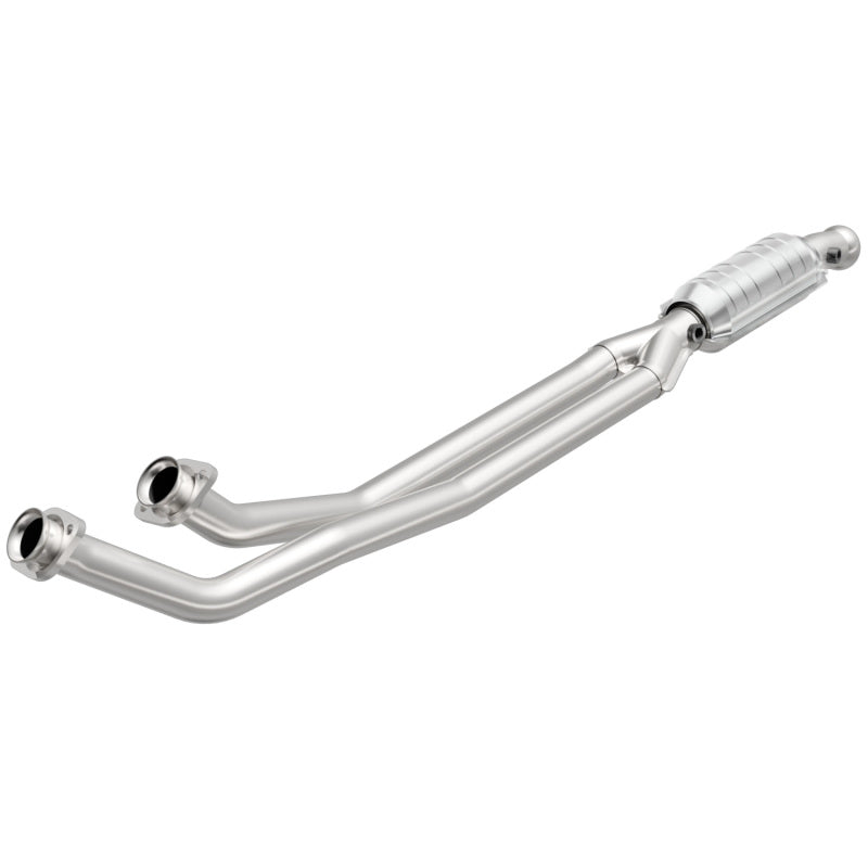 MagnaFlow 23954 Conv fits Volvo 6.5X4 2/2.5