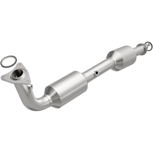 Magnaflow 5582626 Conv DF 07-09 fits Toyota Tundra/Sequoia V8 4.7L