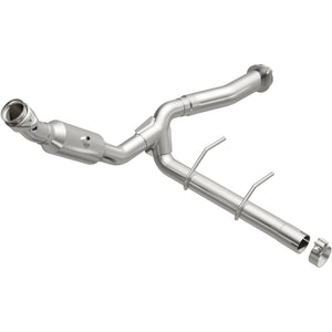 Magnaflow 5551139 11-14 fits Ford F-150 5.0L Direct Fit CARB Compliant Left Catalytic Converter