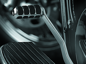 Kuryakyn 8851 Kuryakyn Round Shifter Peg Cover Chrome