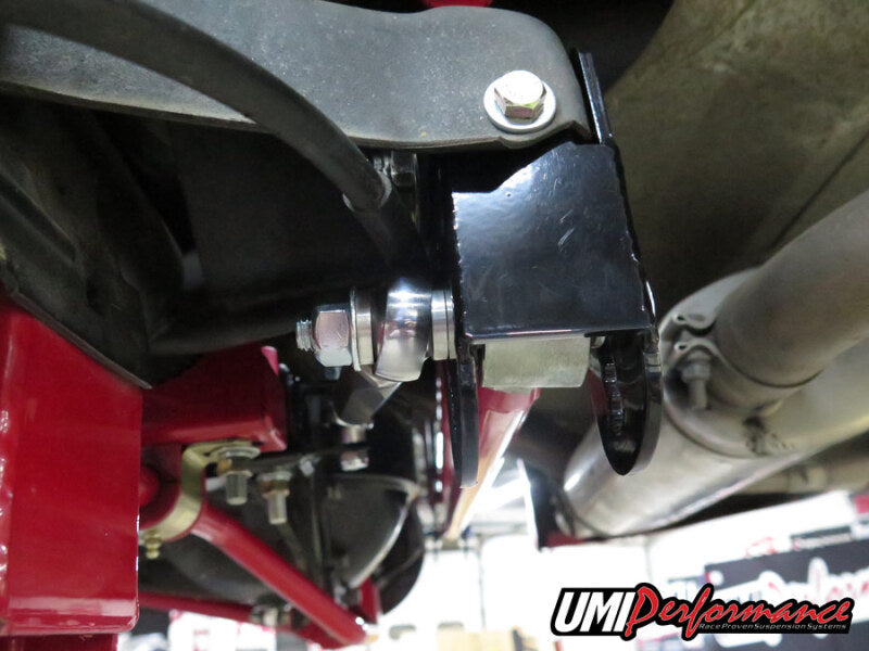 UMI Performance 2062-B 82-02 fits GM F-Body Competition Panhard Bar Lowering/Lev