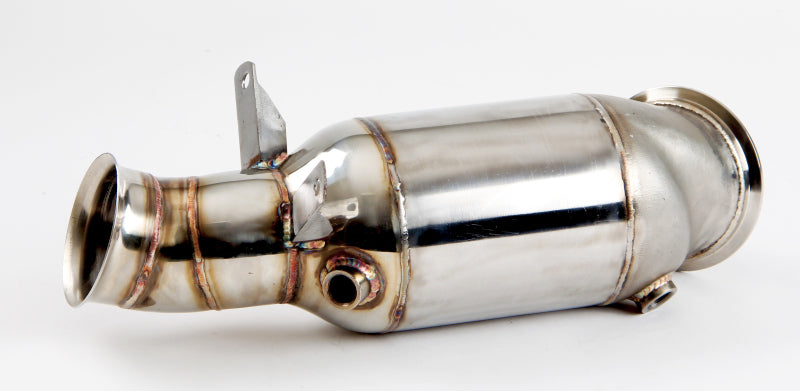 Wagner Tuning 500001013 fits BMW F-Series 35i (7/2013+) Downpipe Kit (fits BMW OE Part 18328602882)