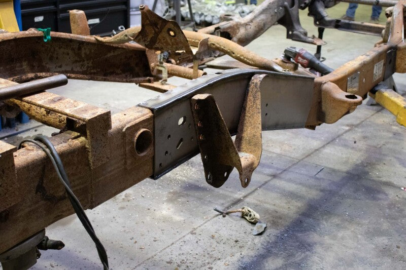 RustBuster RB7817R Leaf Spring Right Side