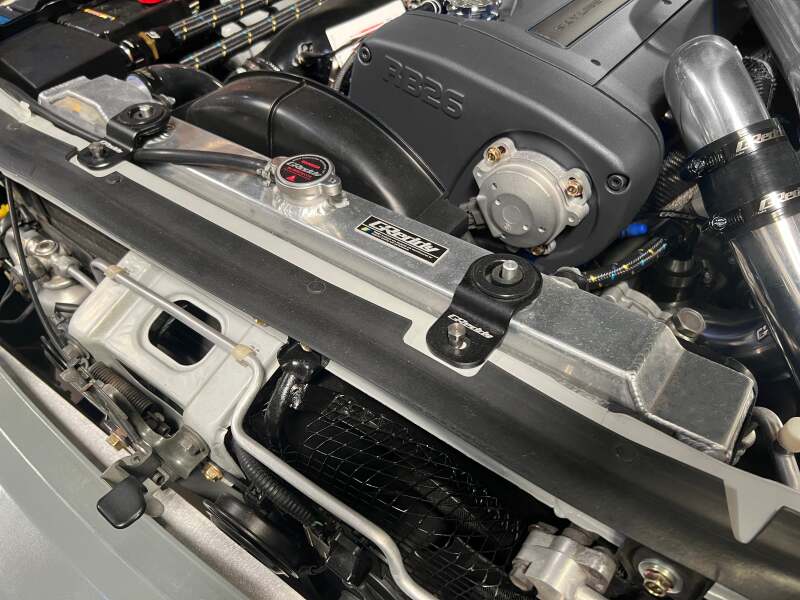 GReddy 12023902 Radiator mount for BNR32