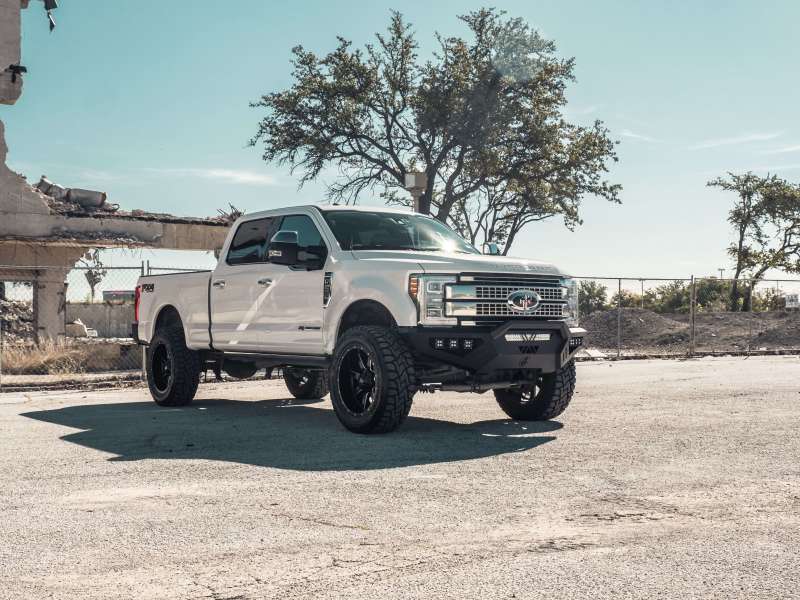 Road Armor 6172XFPRB 17-20 fits Ford F-250 SPARTAN Front Bumper Bolt-On Pre-Runner Guard - Tex Blk