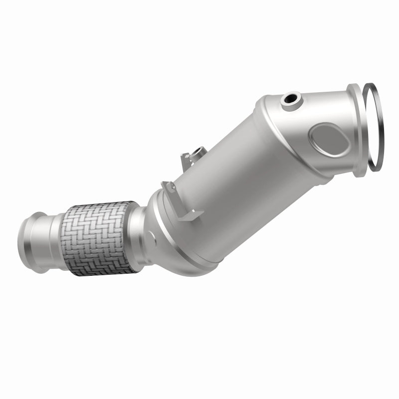 Magnaflow 280543 18-22 fits BMW 530e OEM Grade Federal / EPA Compliant Direct-Fit Catalytic Converter