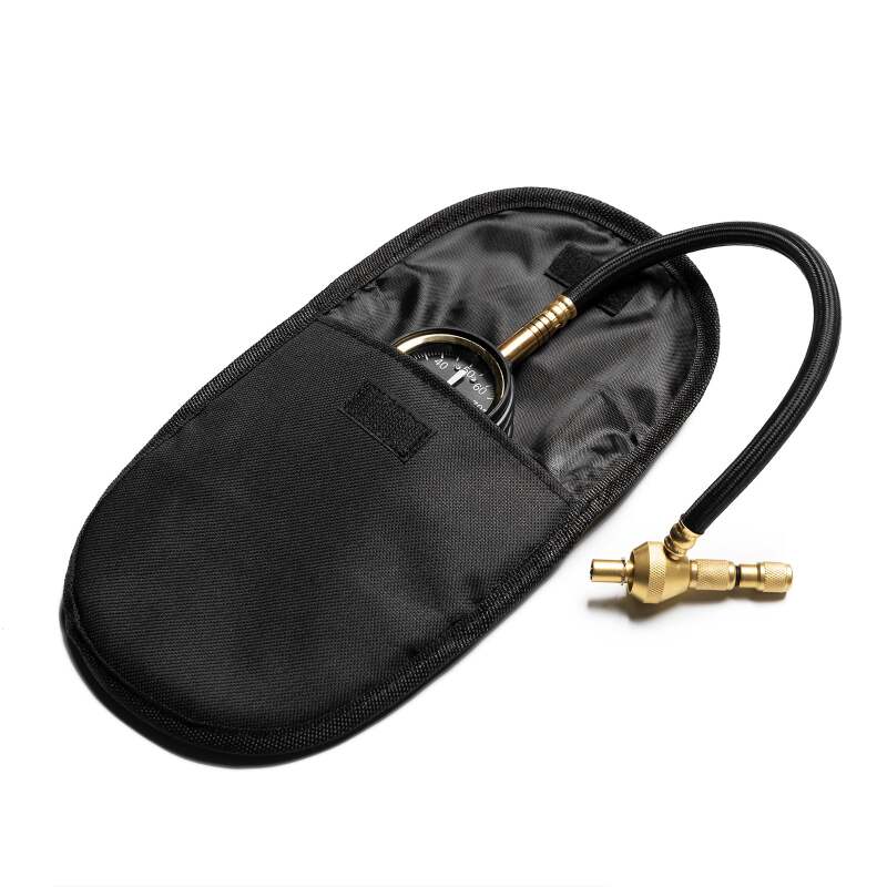 Method AP-F0005 Brass Air Deflator Gauge 0-60 PSI - Black