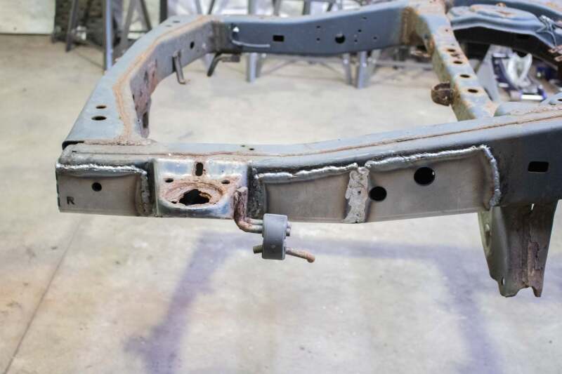 RustBuster RB8432R 07-14 FJ Cruiser Center Frame Section - Right Side
