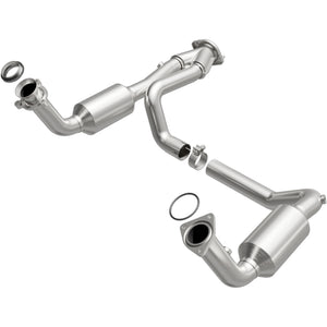 Magnaflow 4551419 Conv Direct Fit OEM 2005 fits GMC Sierra/fits Chevrolet Silverado 1500/fits Cadillac Escalade Underbody