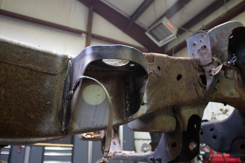 RustBuster RB7021R Front Cab Mount Right Side
