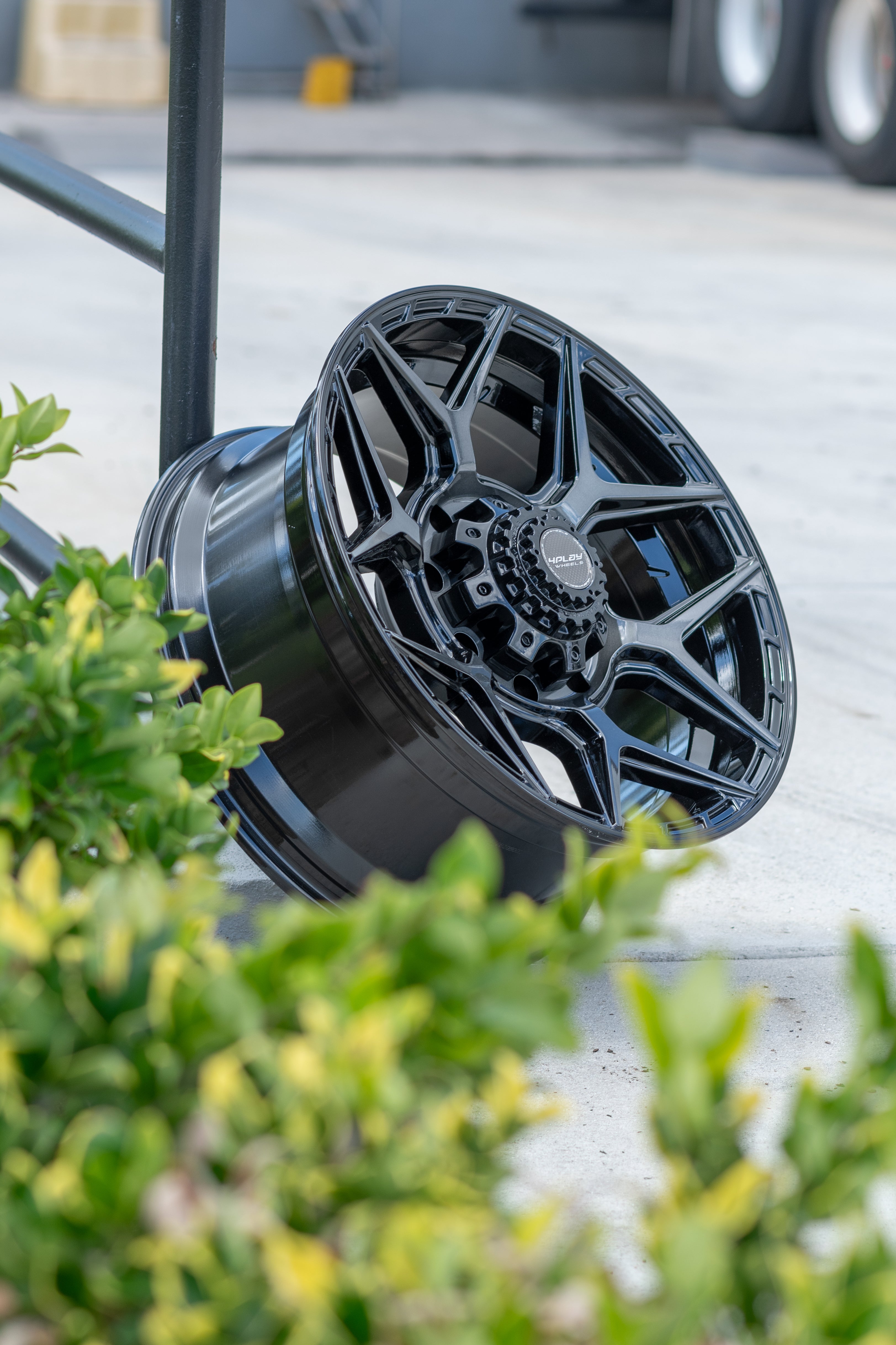 4PLAY 4P06-20090-8650-0BBT Gen3 20x9 8x6.5" +0et in Brushed Black
