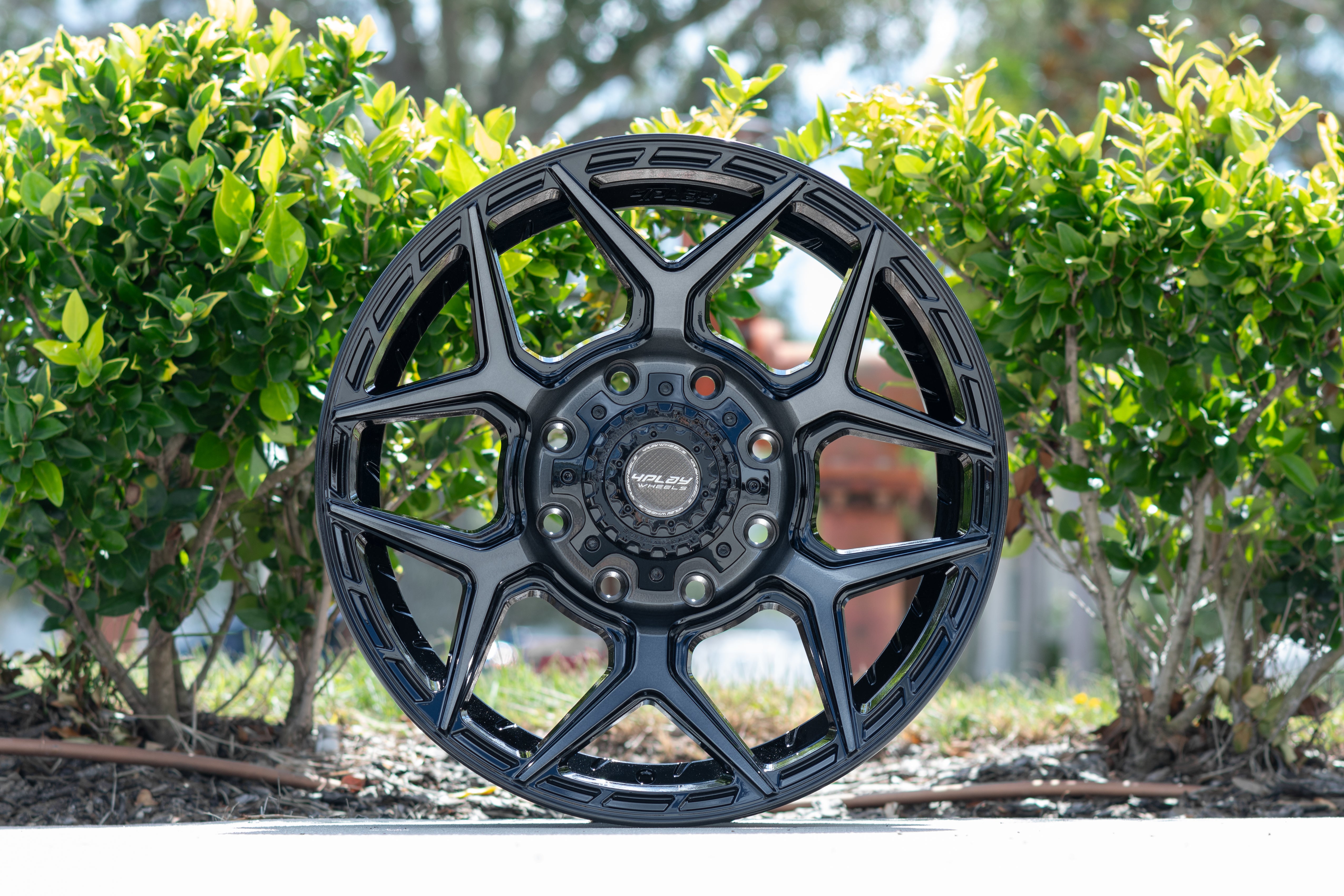 4PLAY 4P06-20090-8170-0BBT Gen3 20x9 8x170mm +0et in Brushed Black