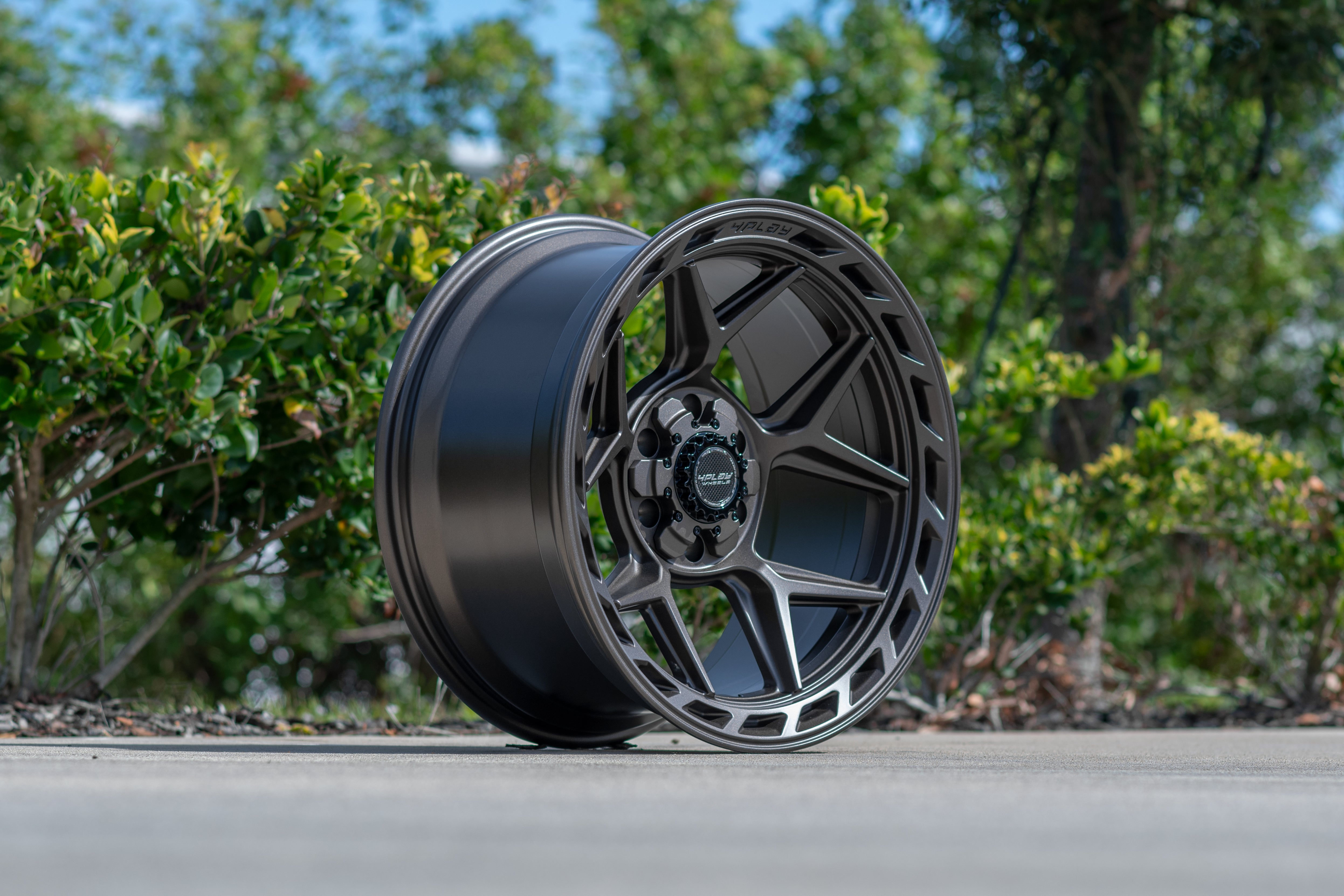 4PLAY 4P55-20100-6D55-18BBT Gen3 20x10 6x135mm & 6x5.5" -18et in Brushed Black