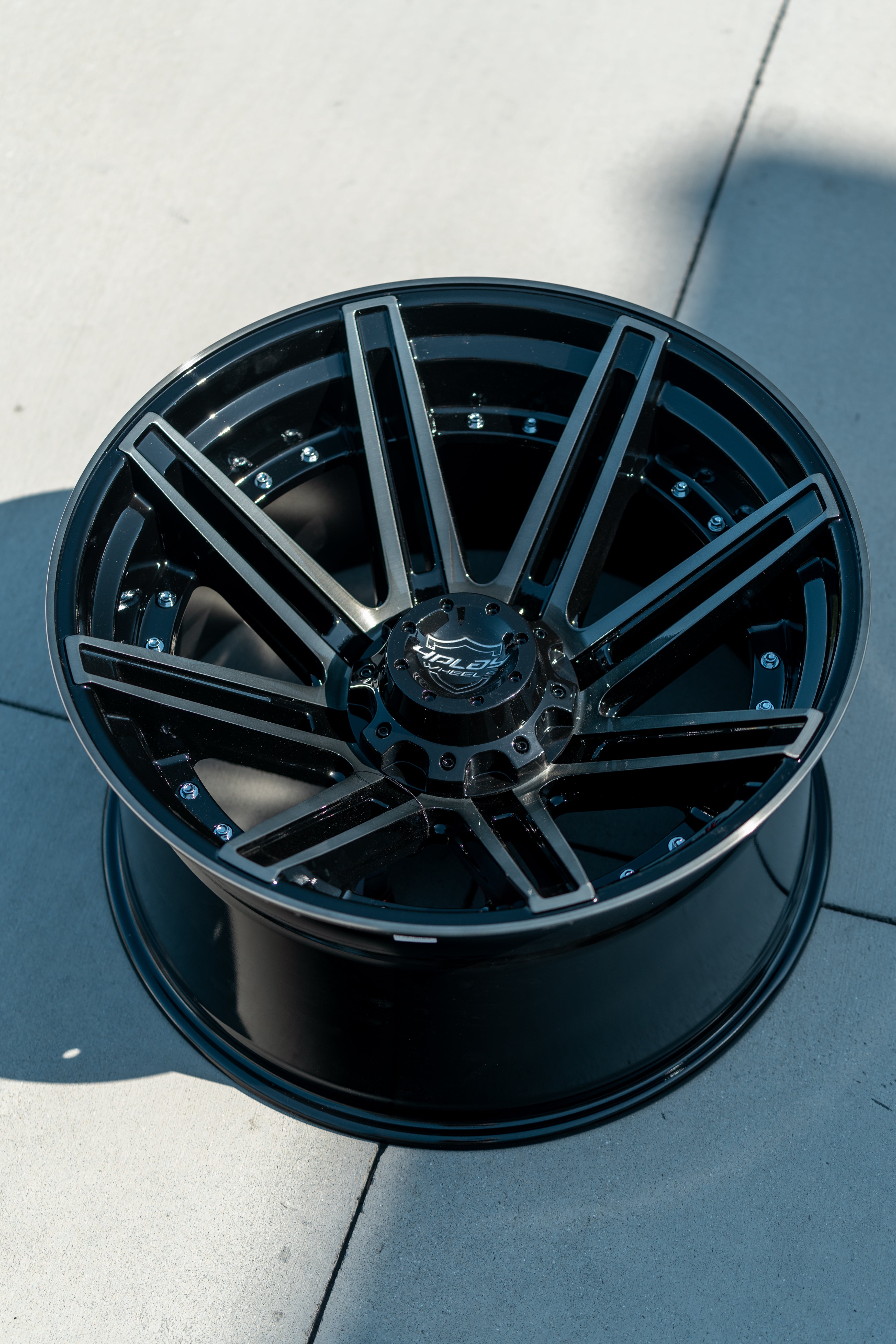 4PLAY 4P08-20100-6D55-18BBT Gen2 20x10 6x135mm & 6x5.5" -18et in Brushed Black