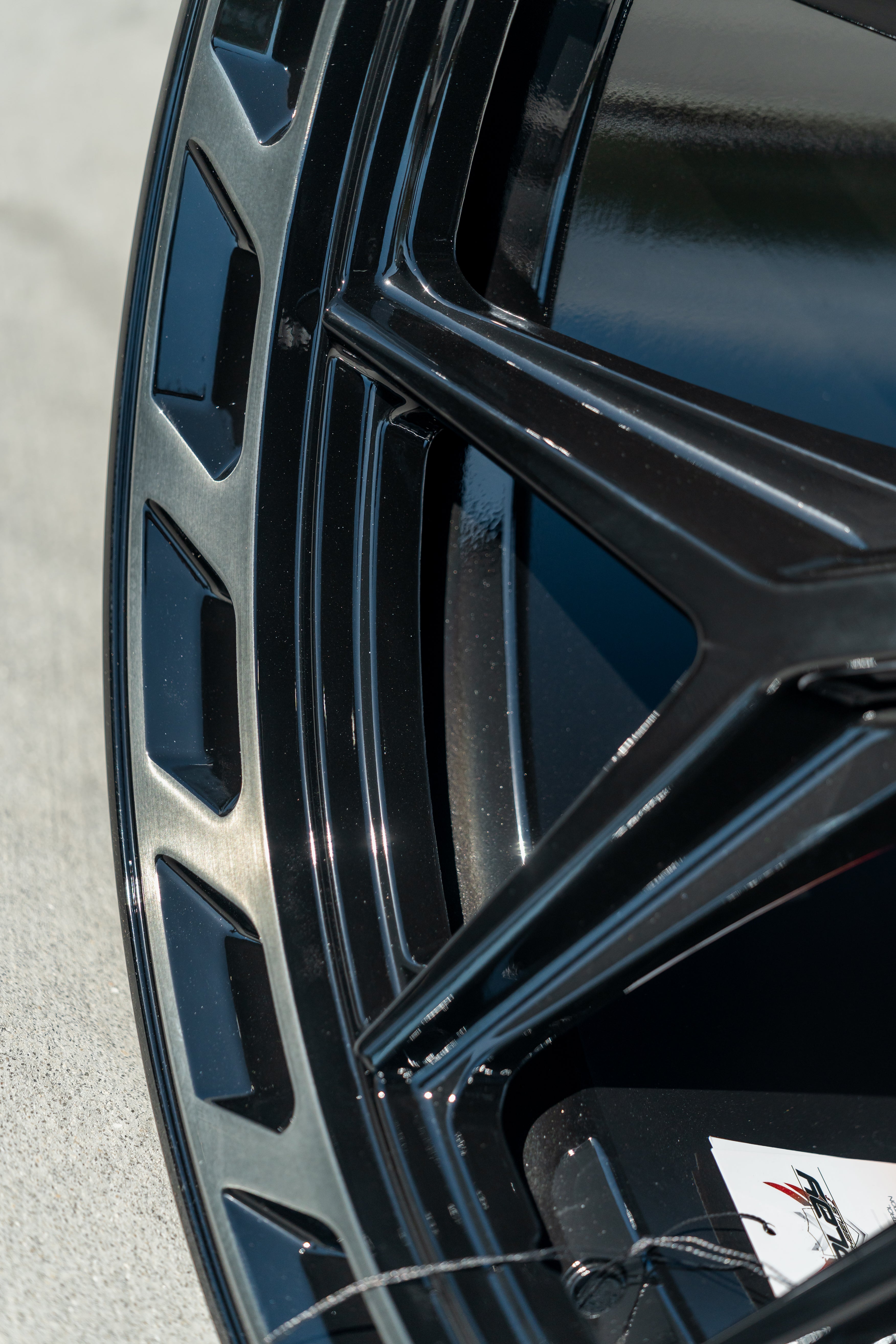 4PLAY 4P55-22120-5D55-44BBT Gen3 22x12 5x5" & 5x5.5" -44et in Brushed Black