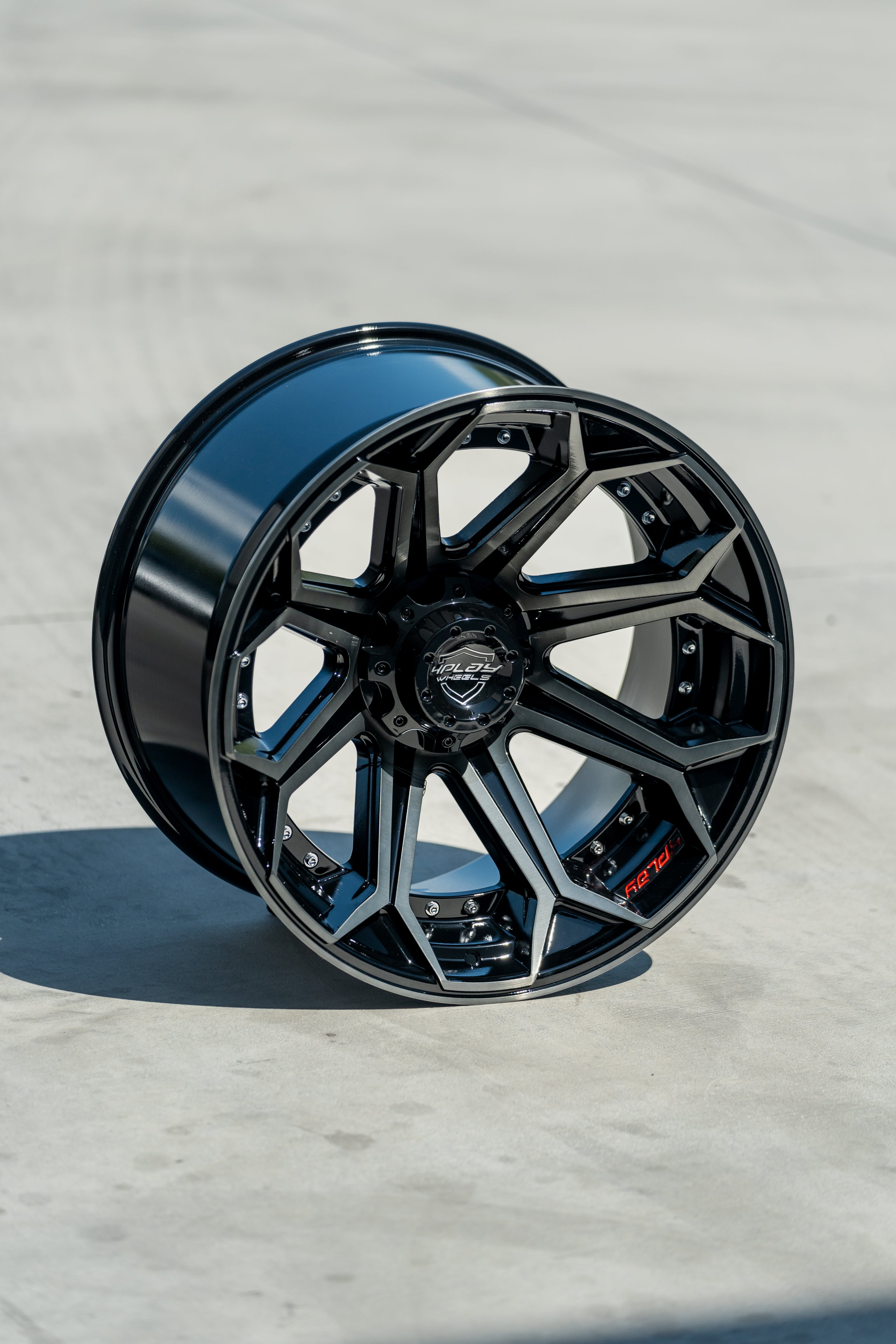 4PLAY 4P80R-20100-8170-24BBT Gen2 20x10 8x170mm -24et in Brushed Black
