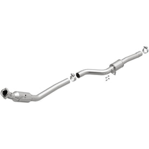 Magnaflow 21-572 Conv DF 2013-2017 SL550 V8 4.6 OEM Underbody