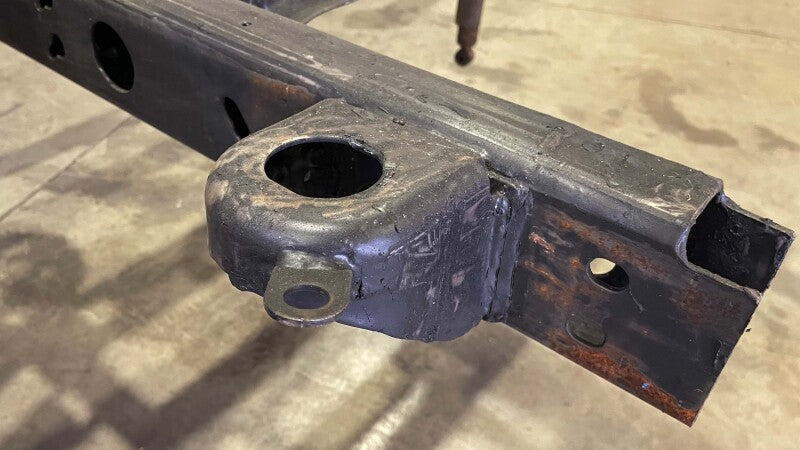 RustBuster RB7416 Rust Buster Avalanche/fits Suburban/Yukon Rear Body Frame Mount